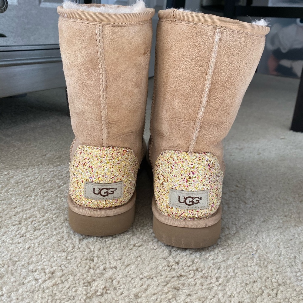 Ugh boots 7